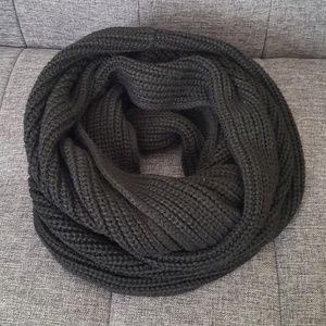 H&M scarf